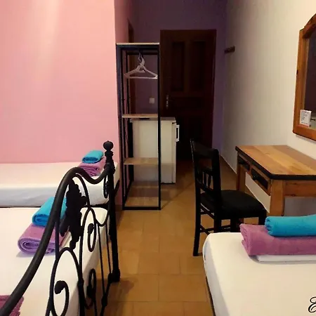 Evans Guest house 3*