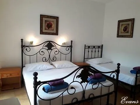 Evans ゲストハウス